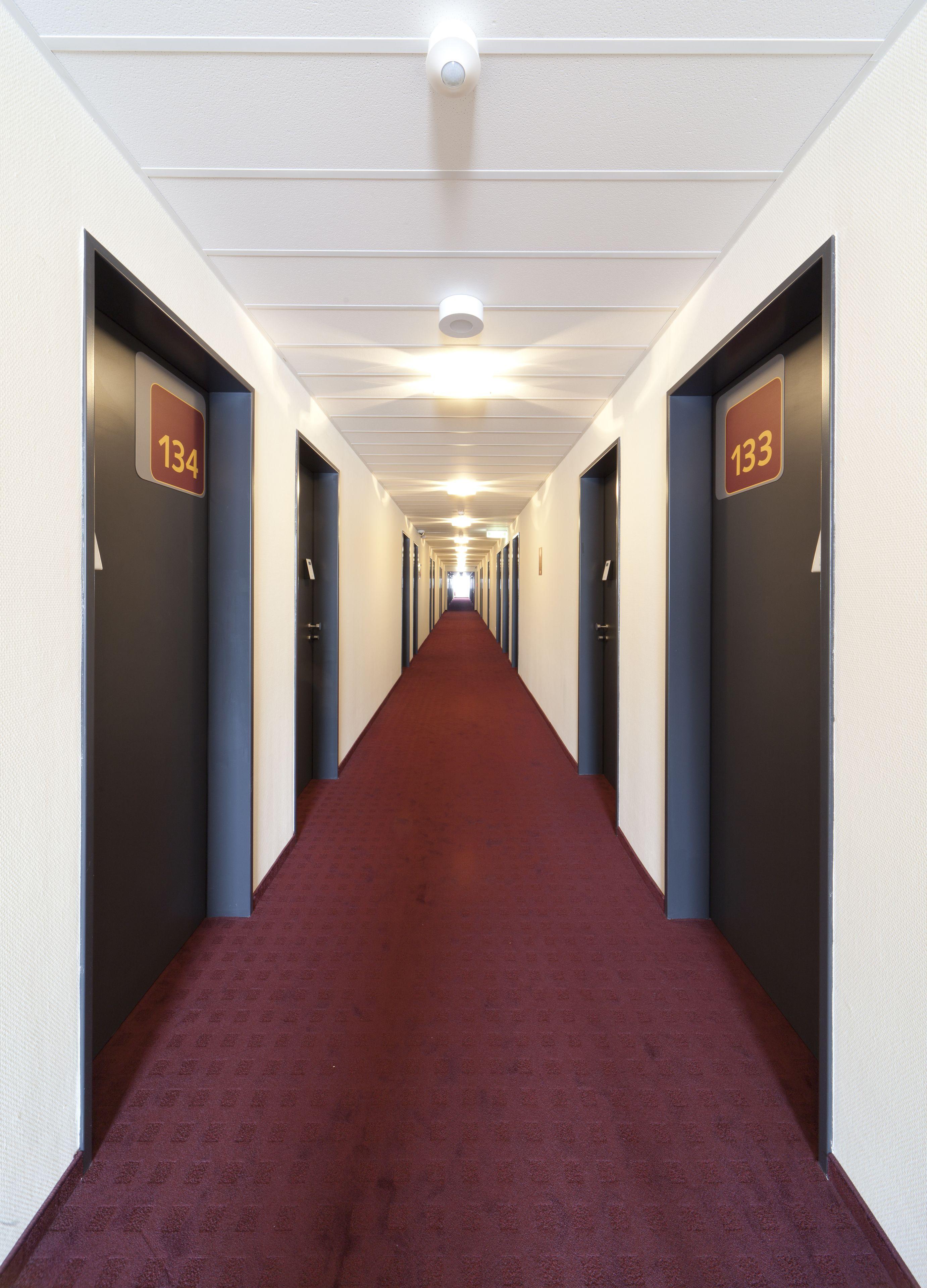 Hotel Mcdreams Duesseldorf-city 2*