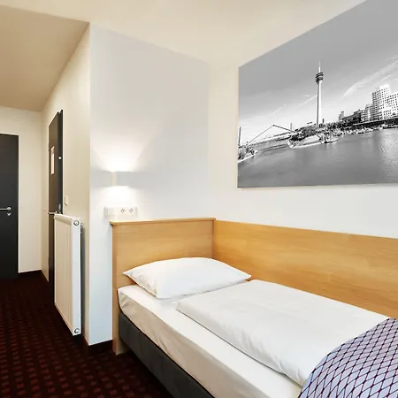 Mcdreams Düsseldorf-city 2* Düsseldorf