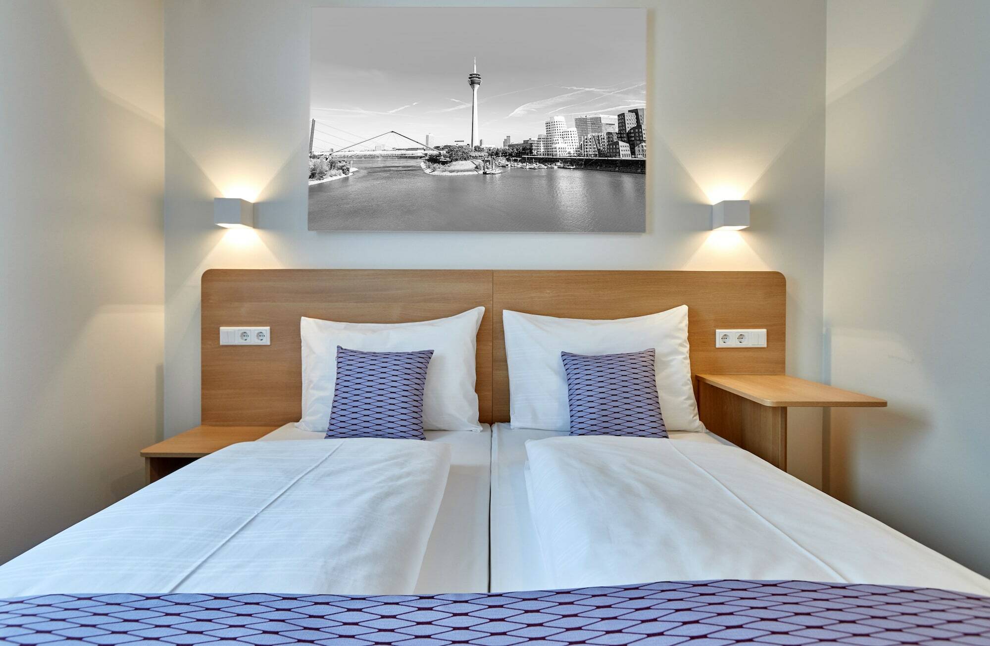 Mcdreams Duesseldorf-city Hotel 2*